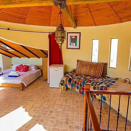 Sleeps 12 Air Con Wifi 别墅 *
