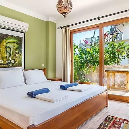 Sleeps 12 Air Con Wifi Kalkan