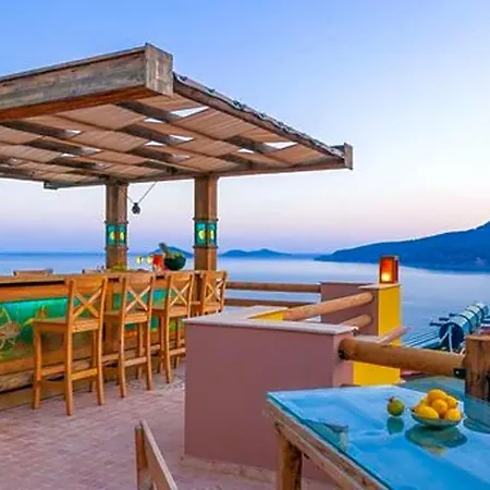 Sleeps 12 Air Con Wifi Kalkan